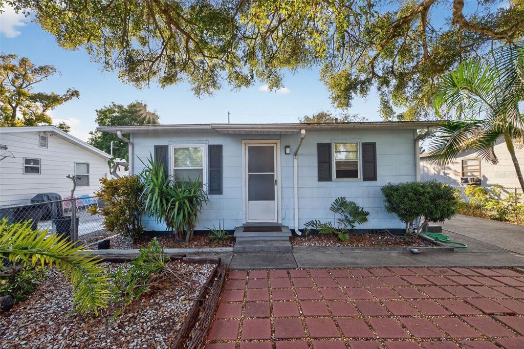 Photo of 4480 Newark Street N, St Petersburg, FL 33714 (MLS # TB8475156)