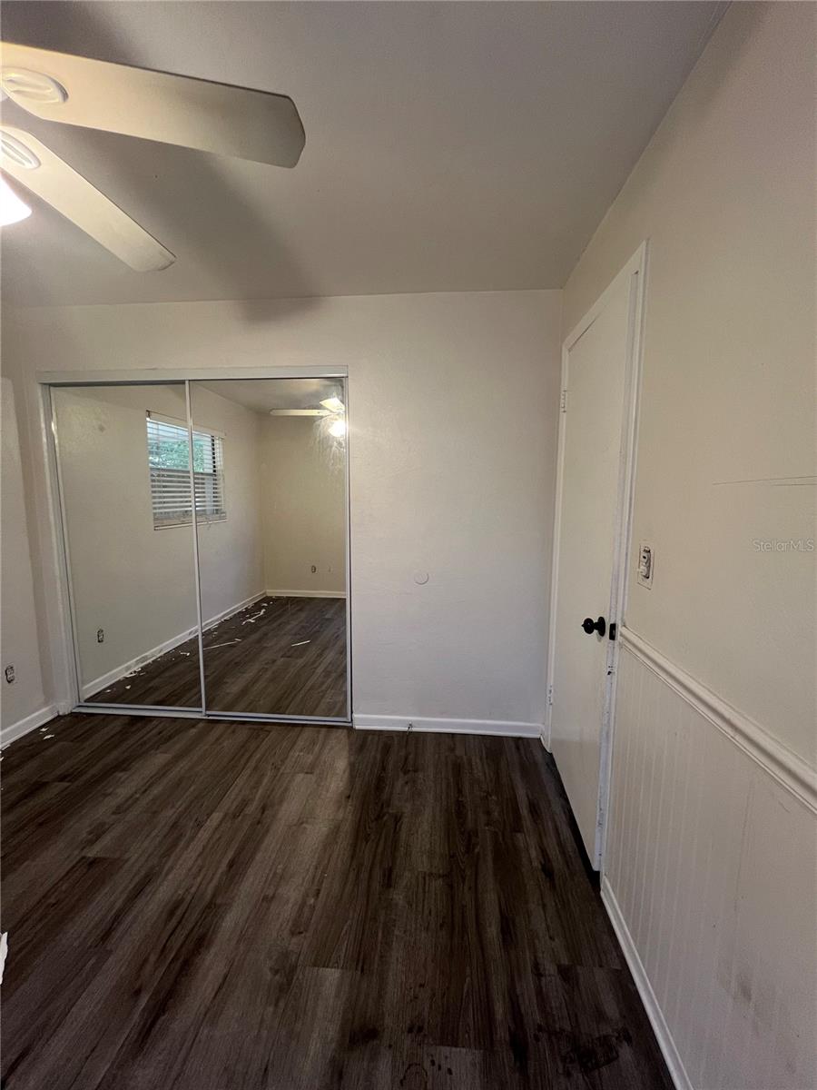 TOWN & COUNTRY ESTATES REP - Residential Lease