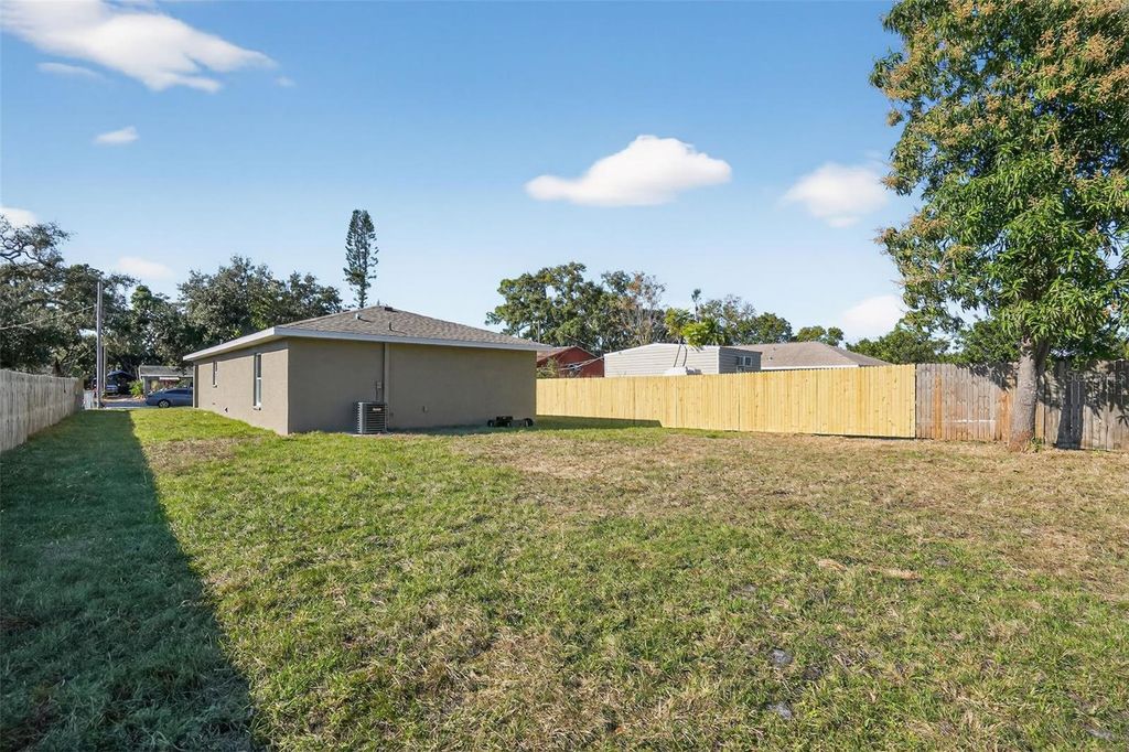 Photo of 2324 5th Avenue Drive E, Palmetto, FL 34221 (MLS # TB8459183)