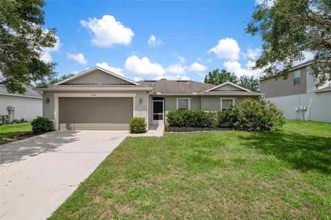 A home in PALMETTO