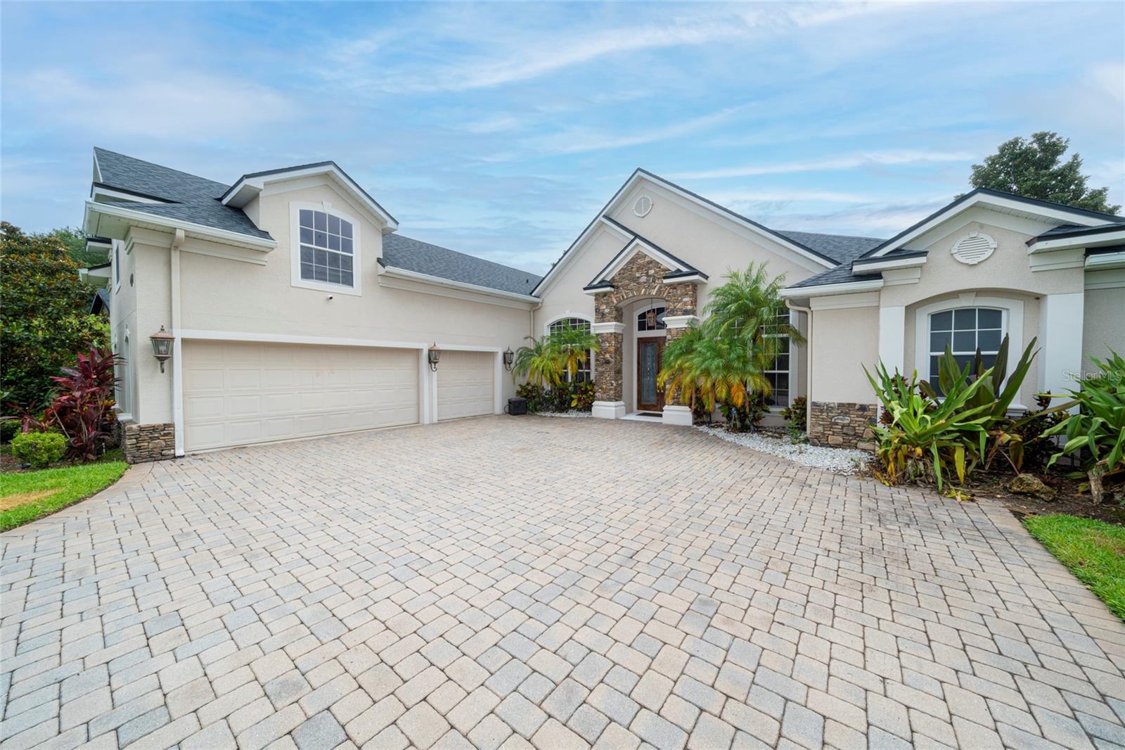 CLERMONT CARRINGTON AT LEGENDS SUB - Residential Lease