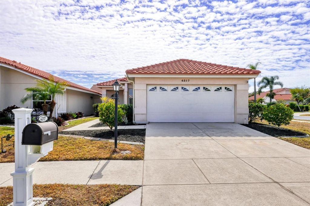 Photo of 4317 Marcott Circle, Sarasota, FL 34233 (MLS # A4681525)