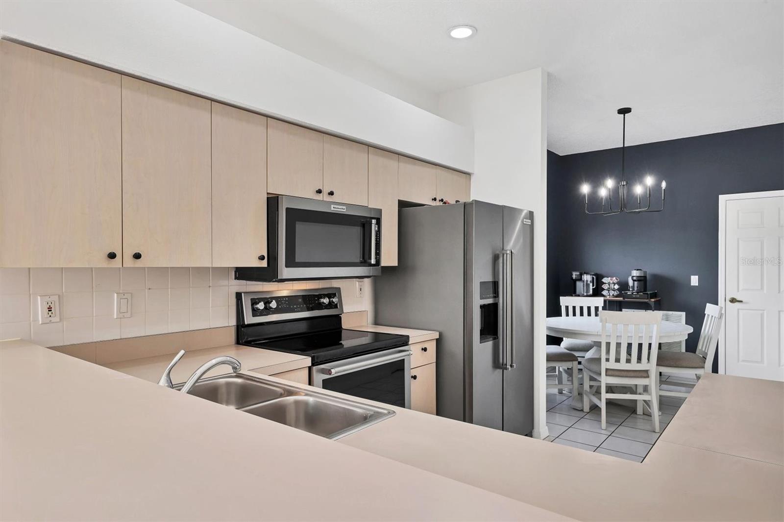 SEVILLE AT CENTER GATE - Residential