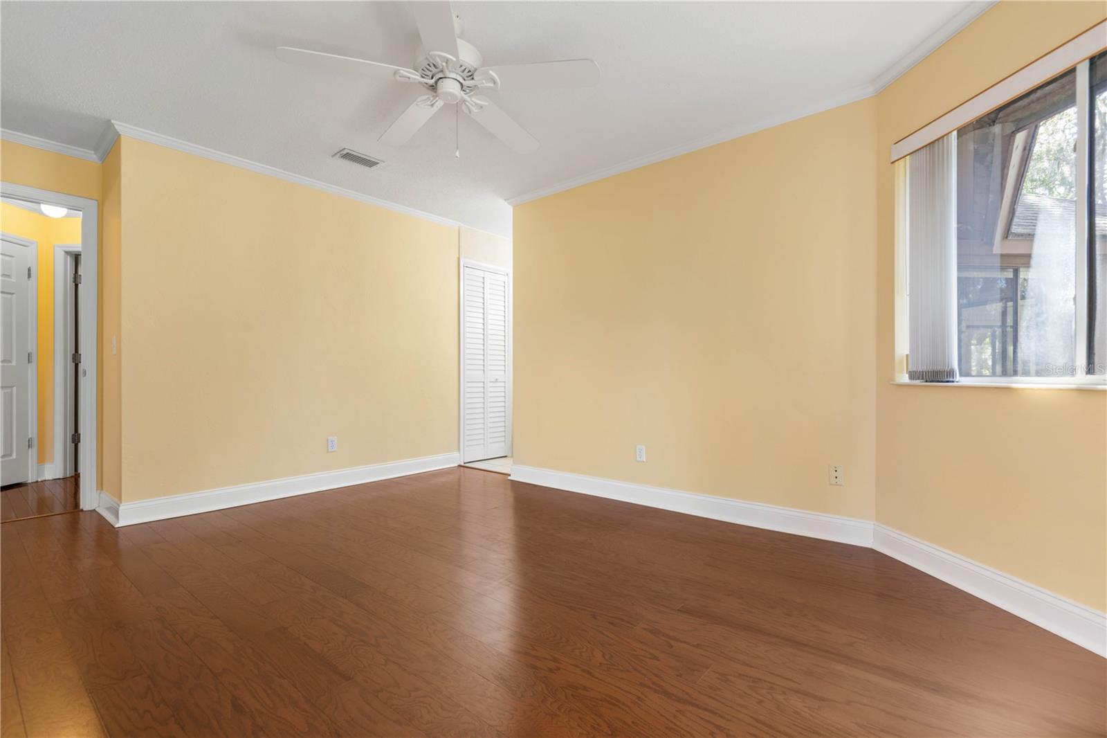 FAIRWAYS CONDO - Residential