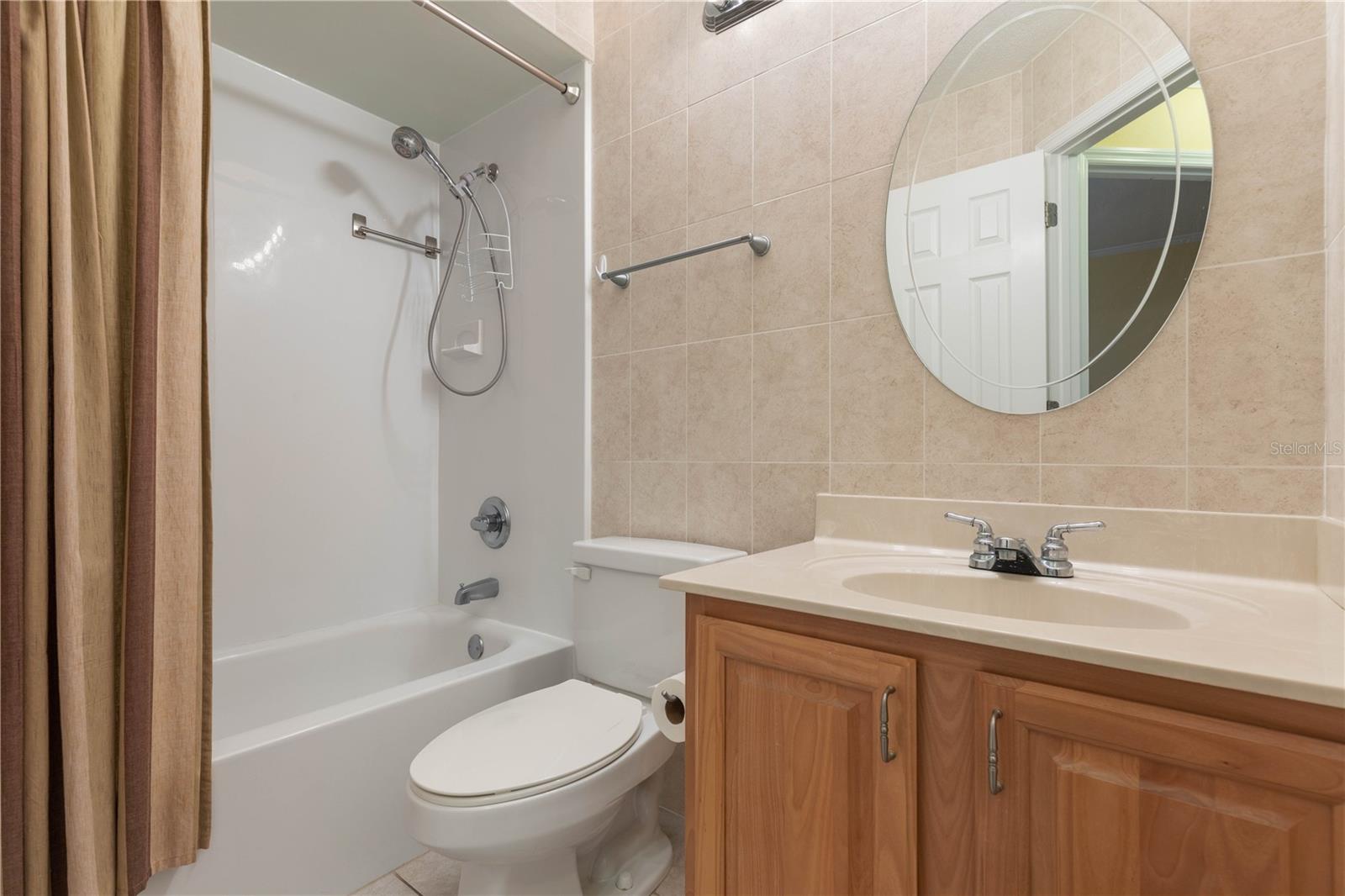 FAIRWAYS CONDO - Residential