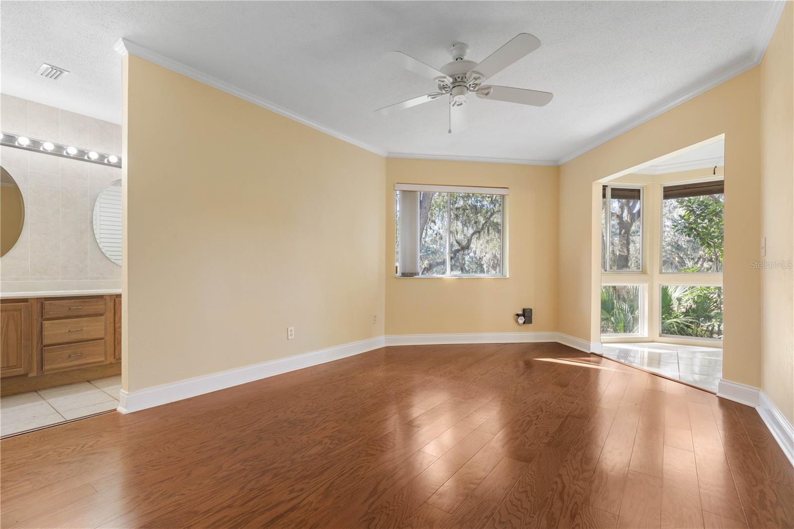 FAIRWAYS CONDO - Residential