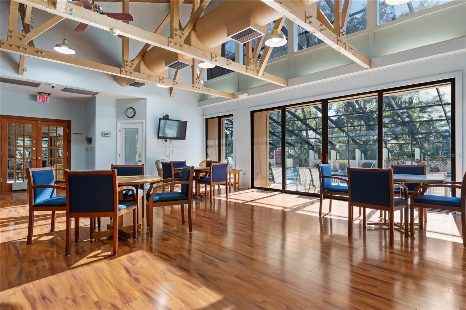 FAIRWAYS CONDO - Residential