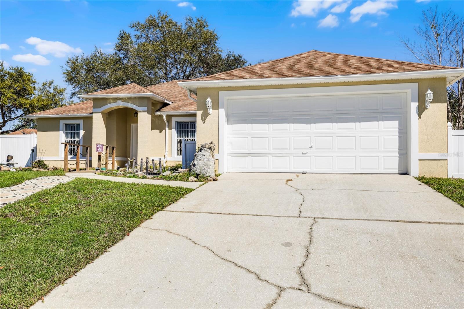 600 PARK VALLEY CIRCLE