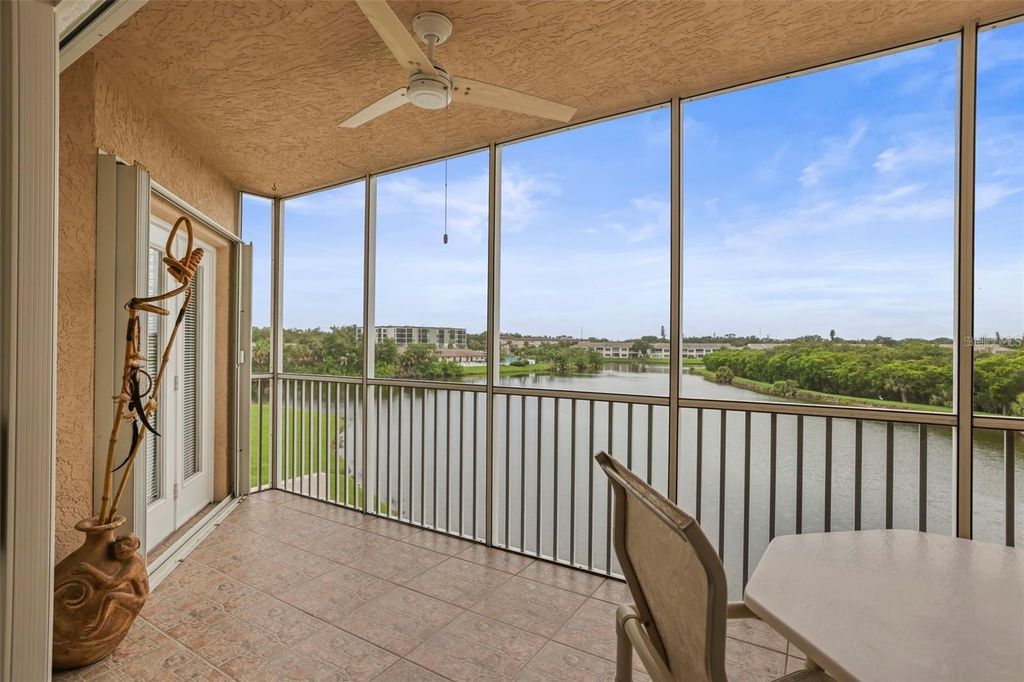 Photo of 6450 Shoreline Drive #9202, St Petersburg, FL 33708 (MLS # TB8402878)