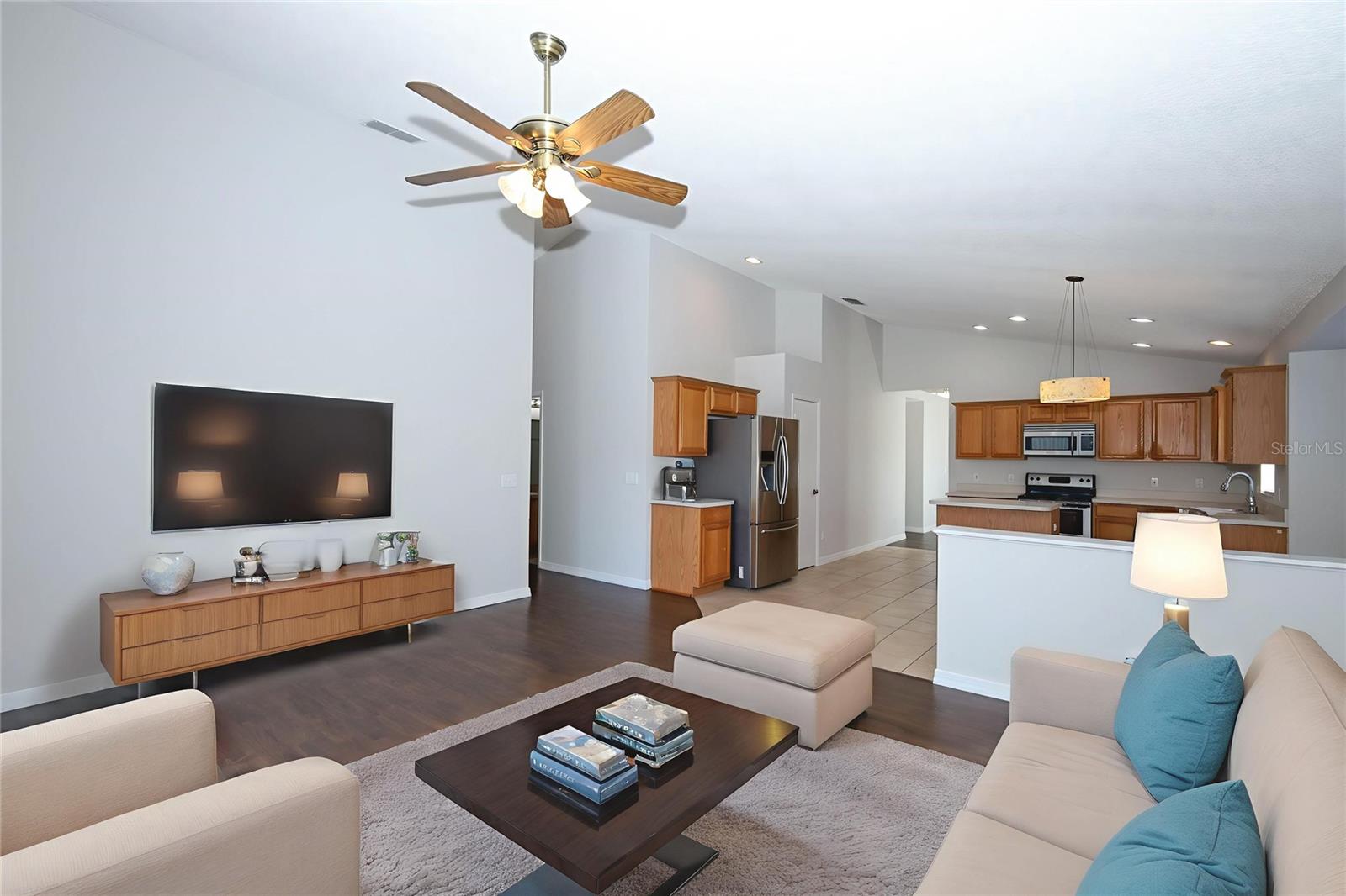 CHASE GROVES UNIT 5A - Residential