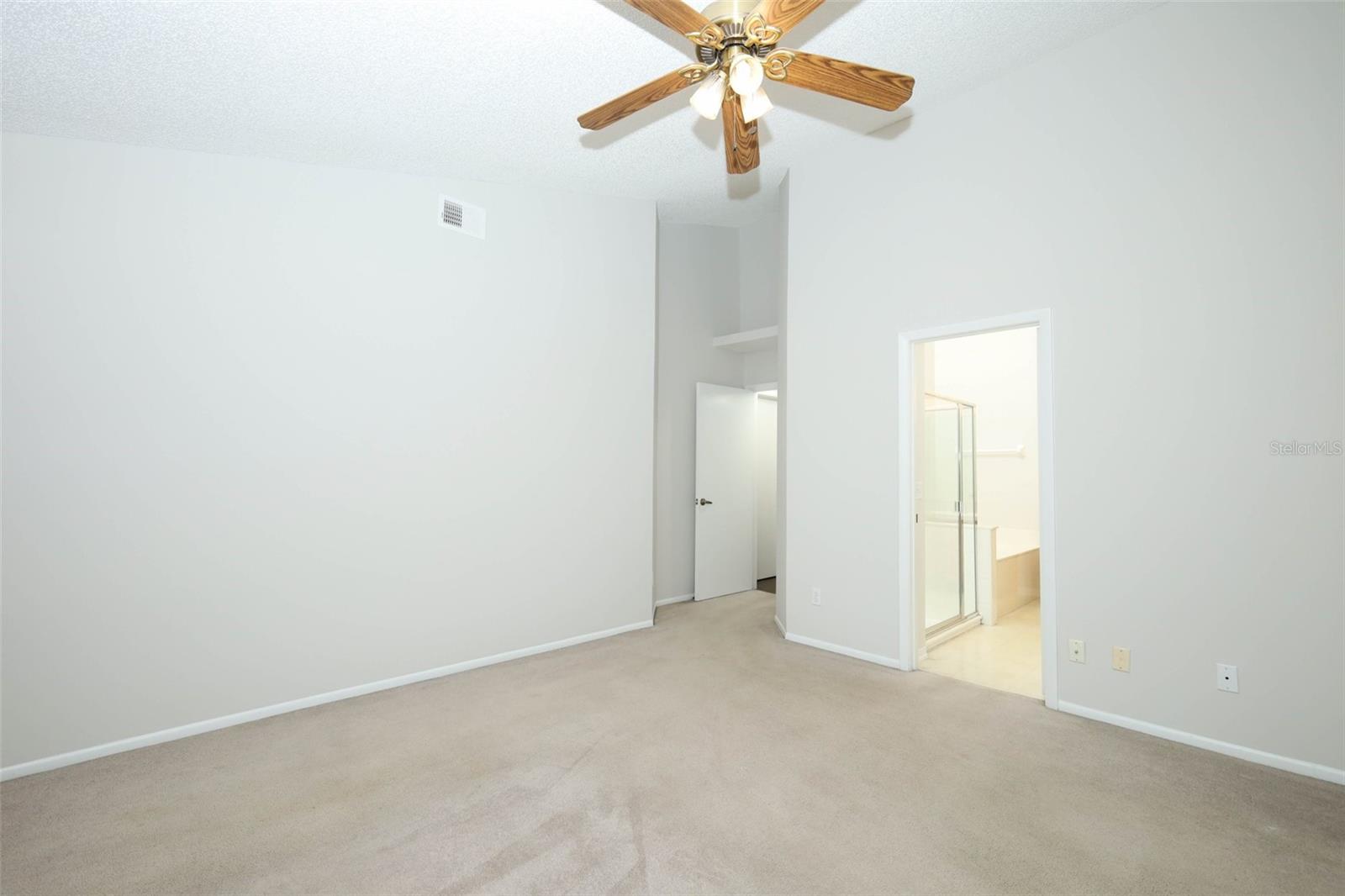 CHASE GROVES UNIT 5A - Residential