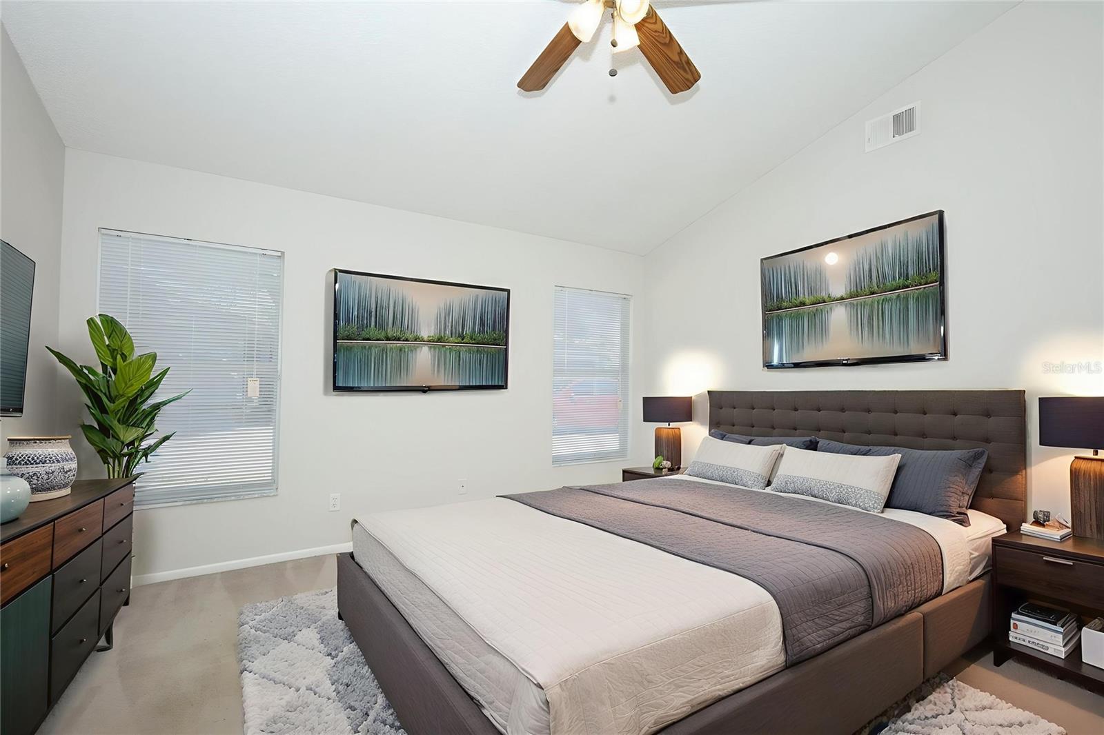 CHASE GROVES UNIT 5A - Residential