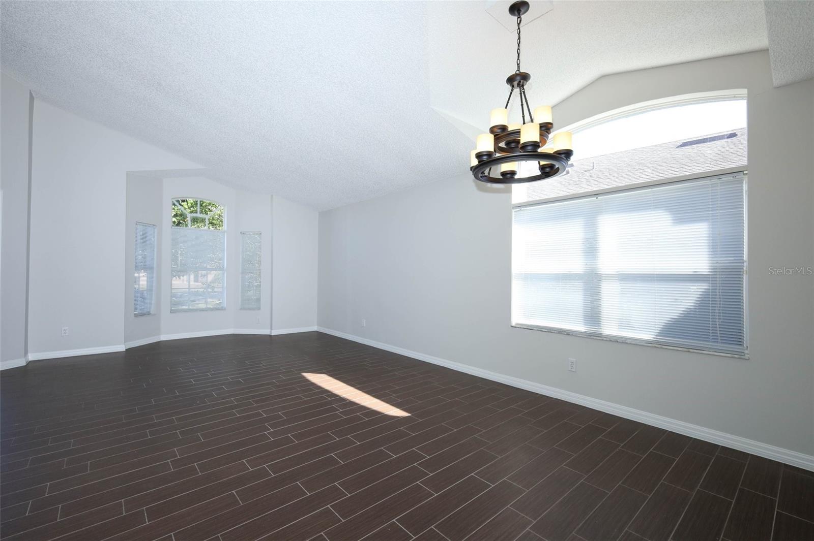 CHASE GROVES UNIT 5A - Residential