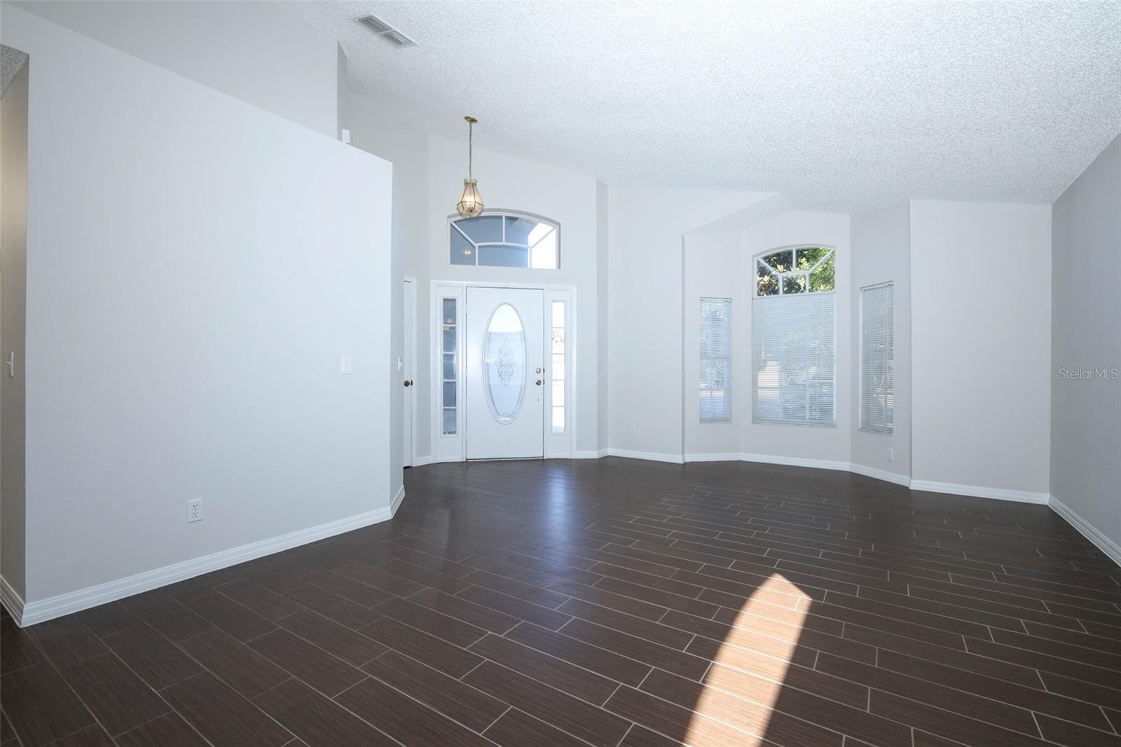 CHASE GROVES UNIT 5A - Residential