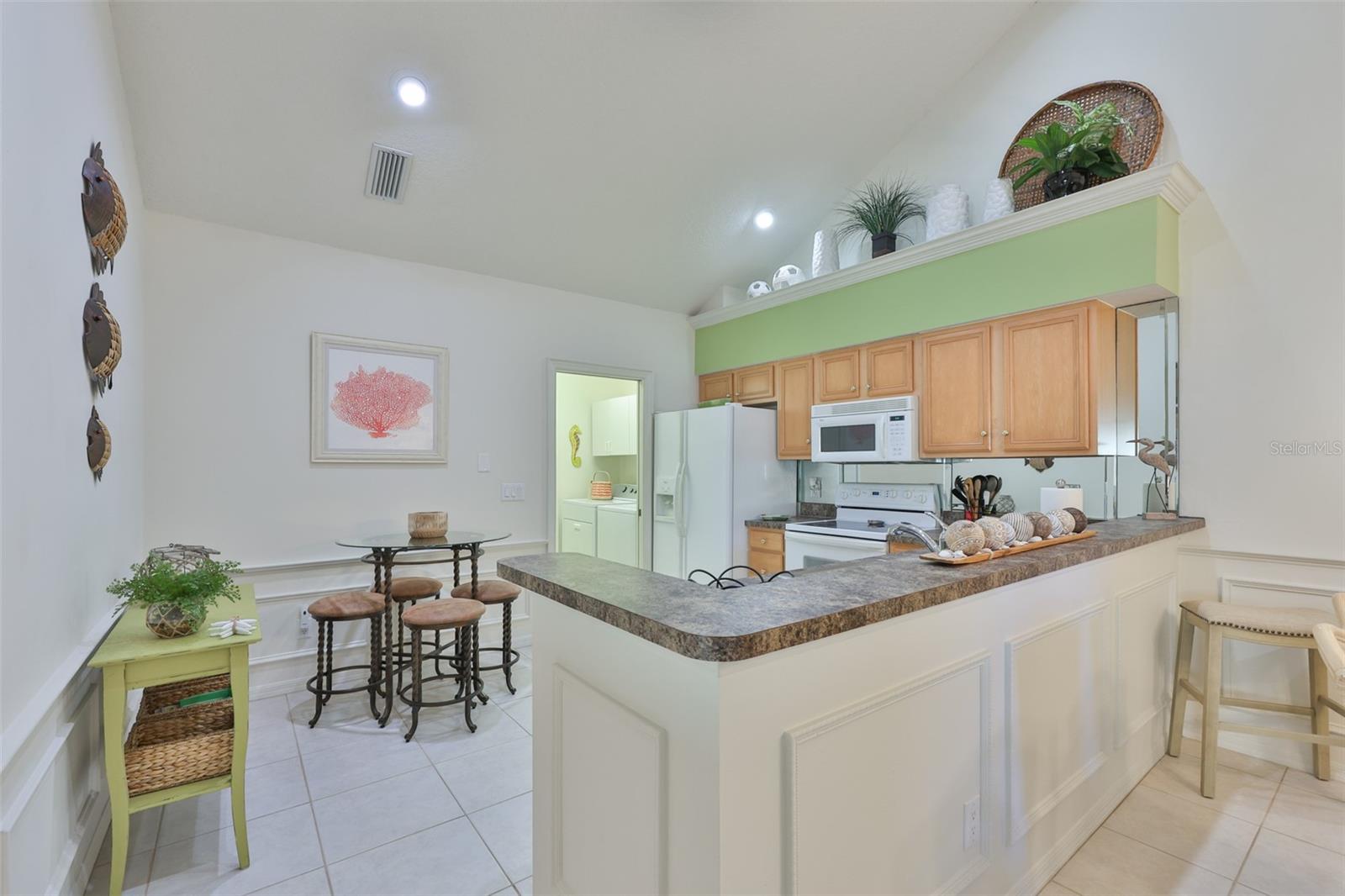 FAIRWAY PALMS A CONDO - Residential