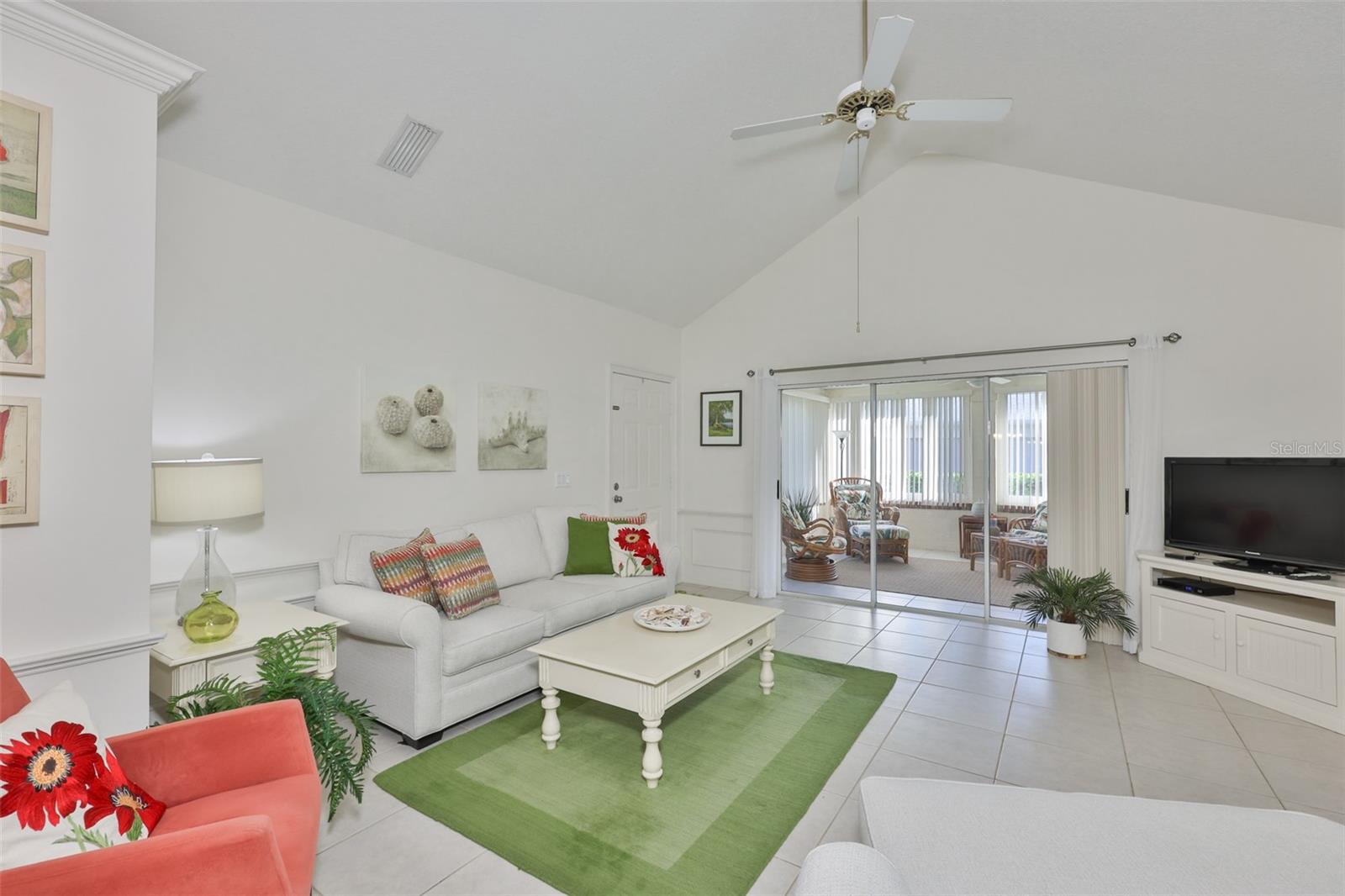 FAIRWAY PALMS A CONDO - Residential