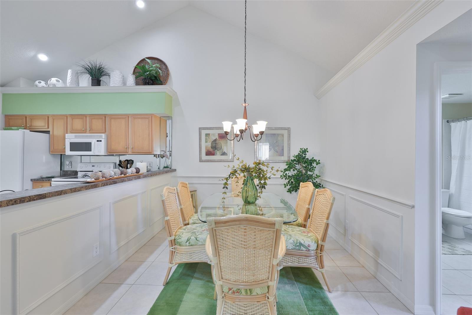 FAIRWAY PALMS A CONDO - Residential