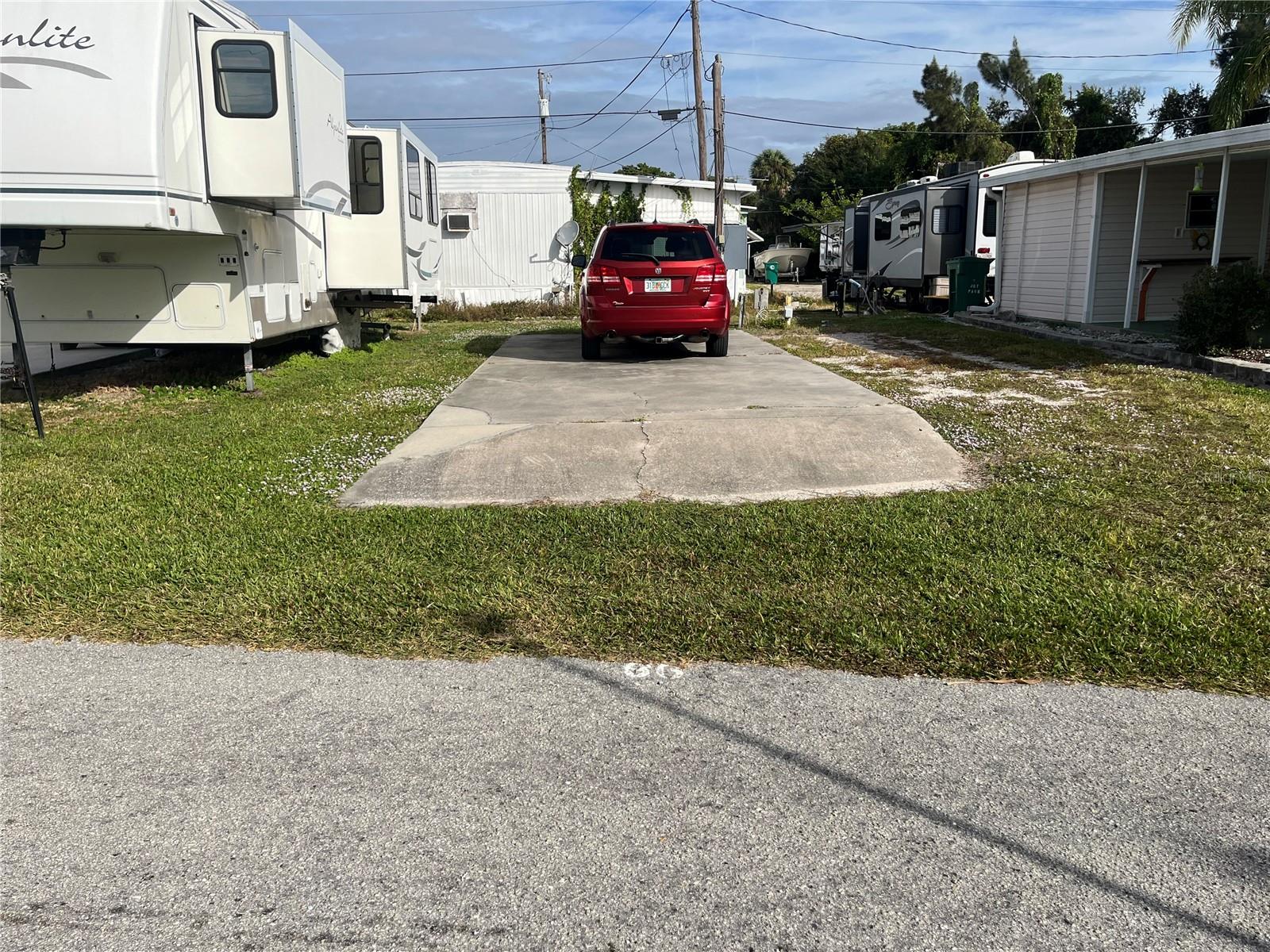 RV park located on the Manatee River. Low monthly maintenance fees of 160.00 includes water, sewer, trash, all park amenities and mowing.
Close to dining, entertainment, shopping at the Ellenton Outlet Mall and 3 international airports for your travel needs. 20 minutes to the sugar sand beaches of Anna Maria Island, on the Sun Coast. Don't hesitate as these lots/shares are selling fast!