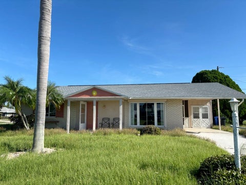 Photo of 1515 Arrowhead Drive, Sun City Center, FL 33573 (MLS # TB8548190)