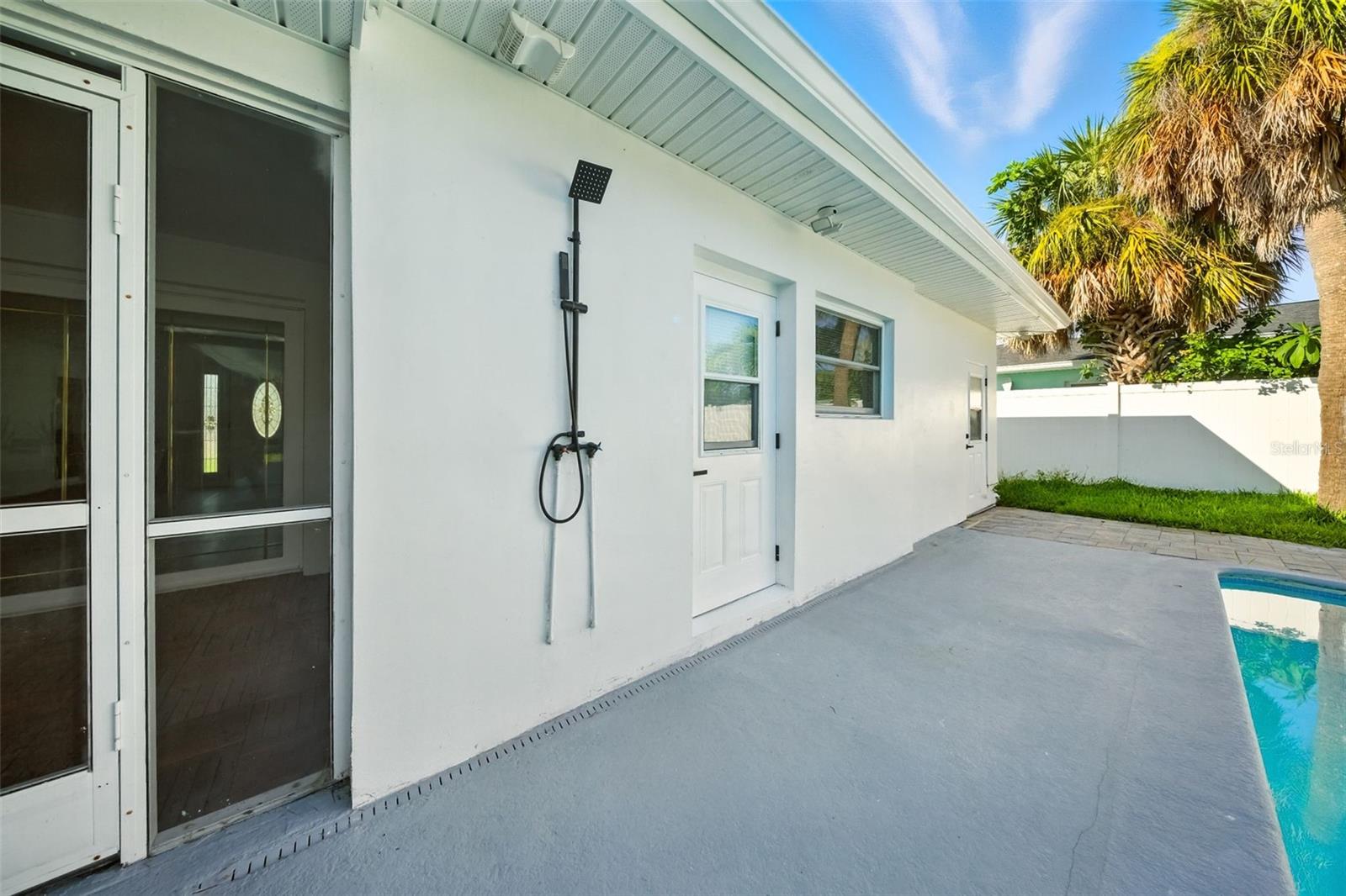 ST PETERSBURG BEACH NORTH UNIT 8 - Residential Lease