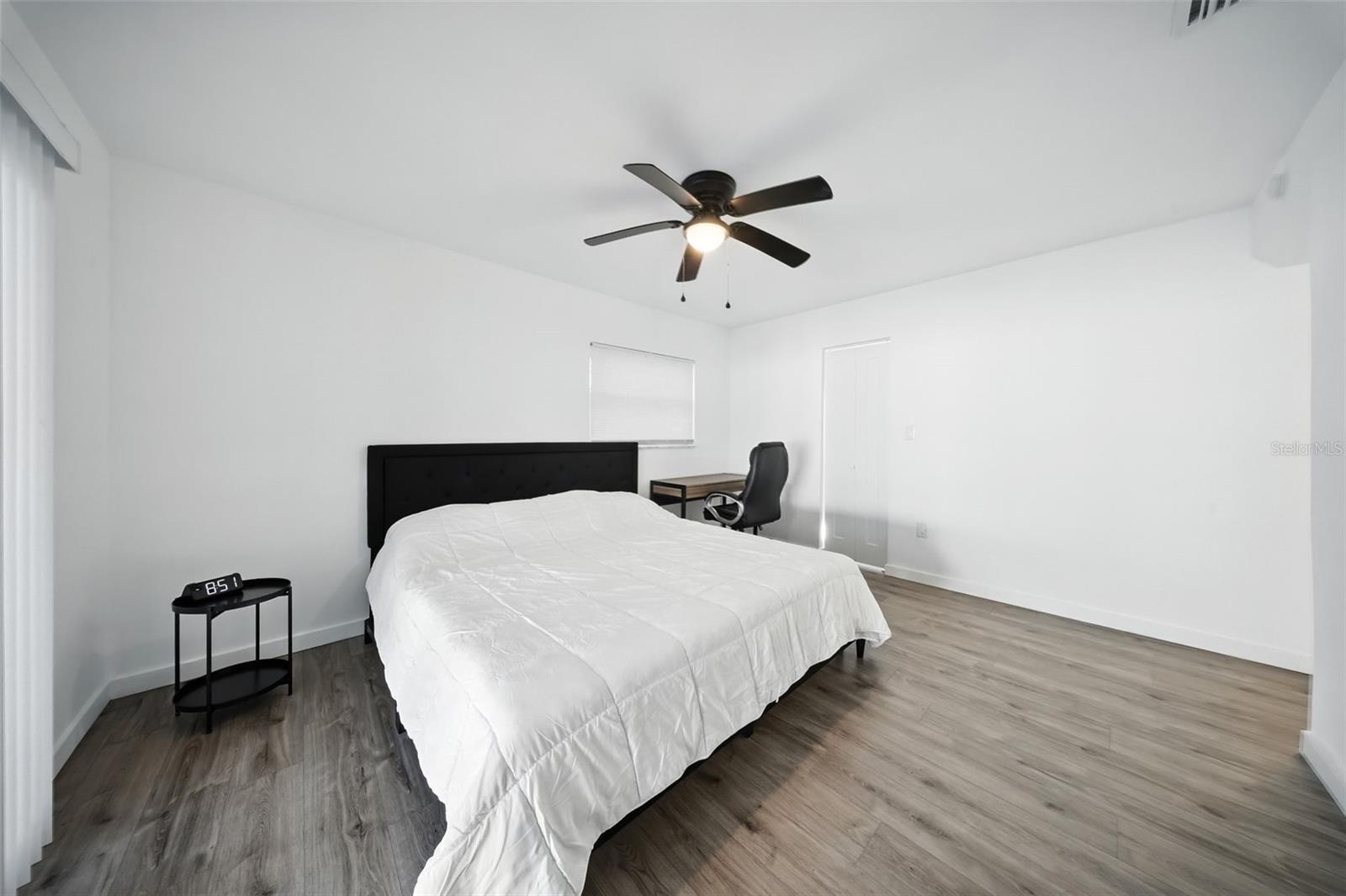 ST PETERSBURG BEACH NORTH UNIT 8 - Residential Lease