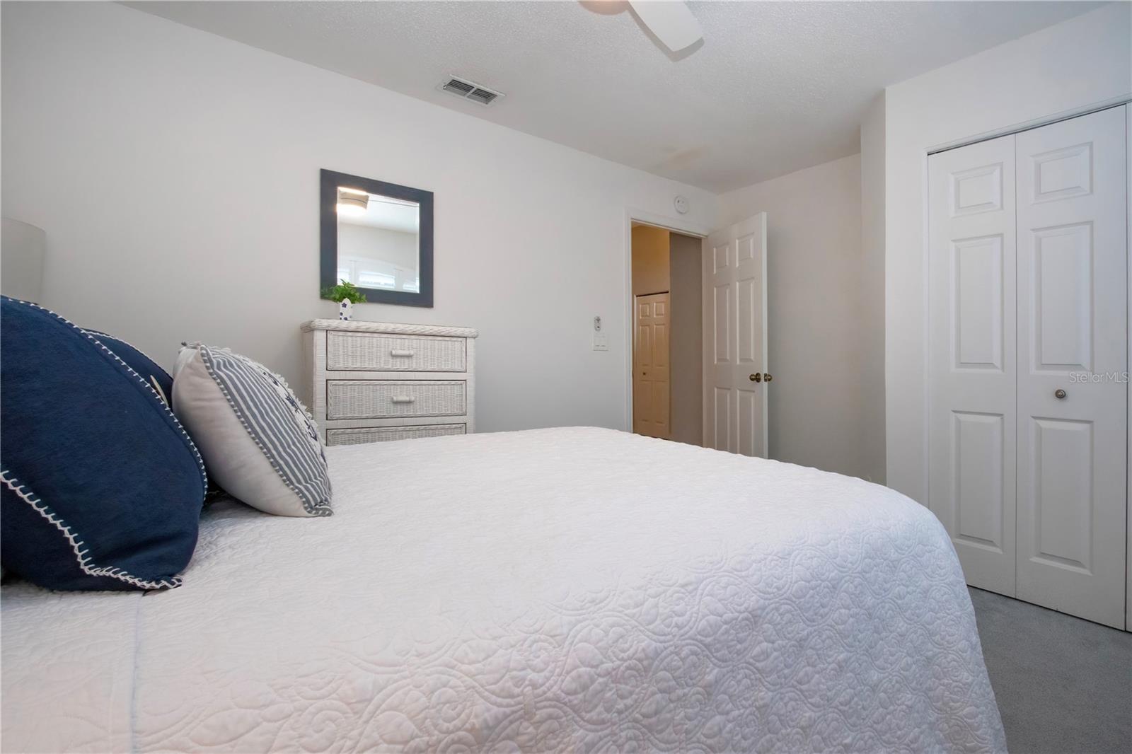 SOUTHAMPTON I CONDO - Residential