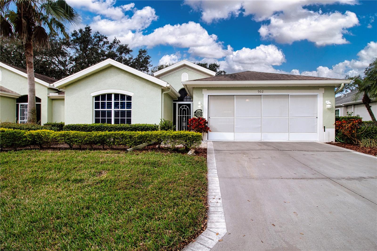 902 STAFFORDSHIRE LANE 6