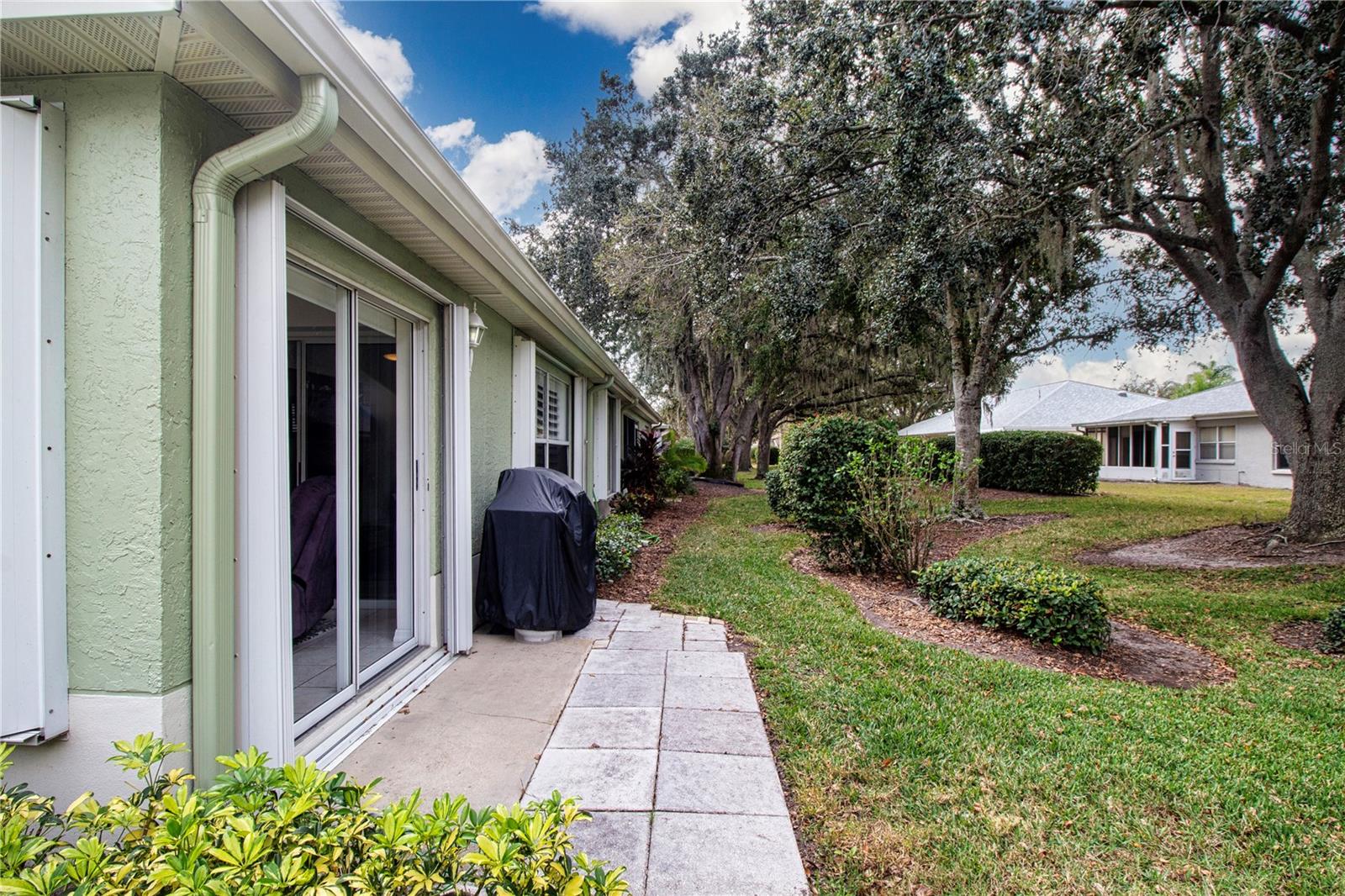 SOUTHAMPTON I CONDO - Residential