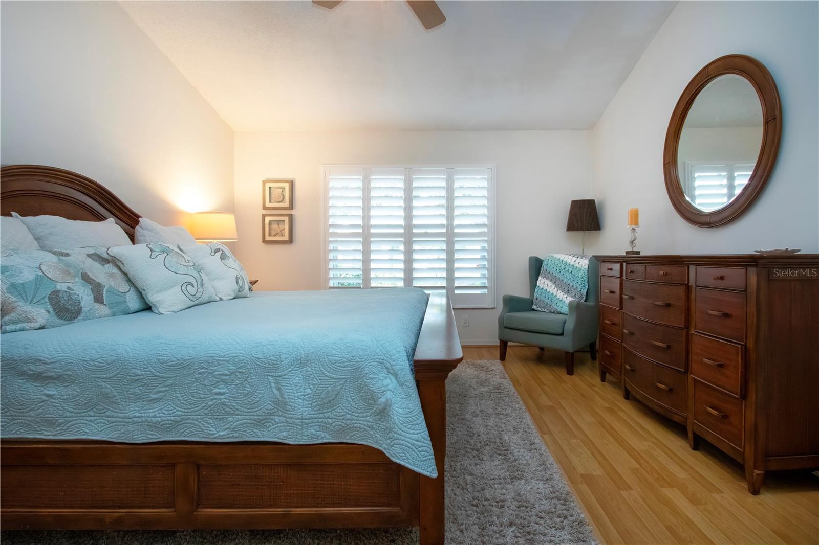 SOUTHAMPTON I CONDO - Residential