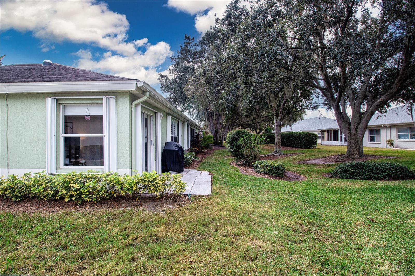 SOUTHAMPTON I CONDO - Residential