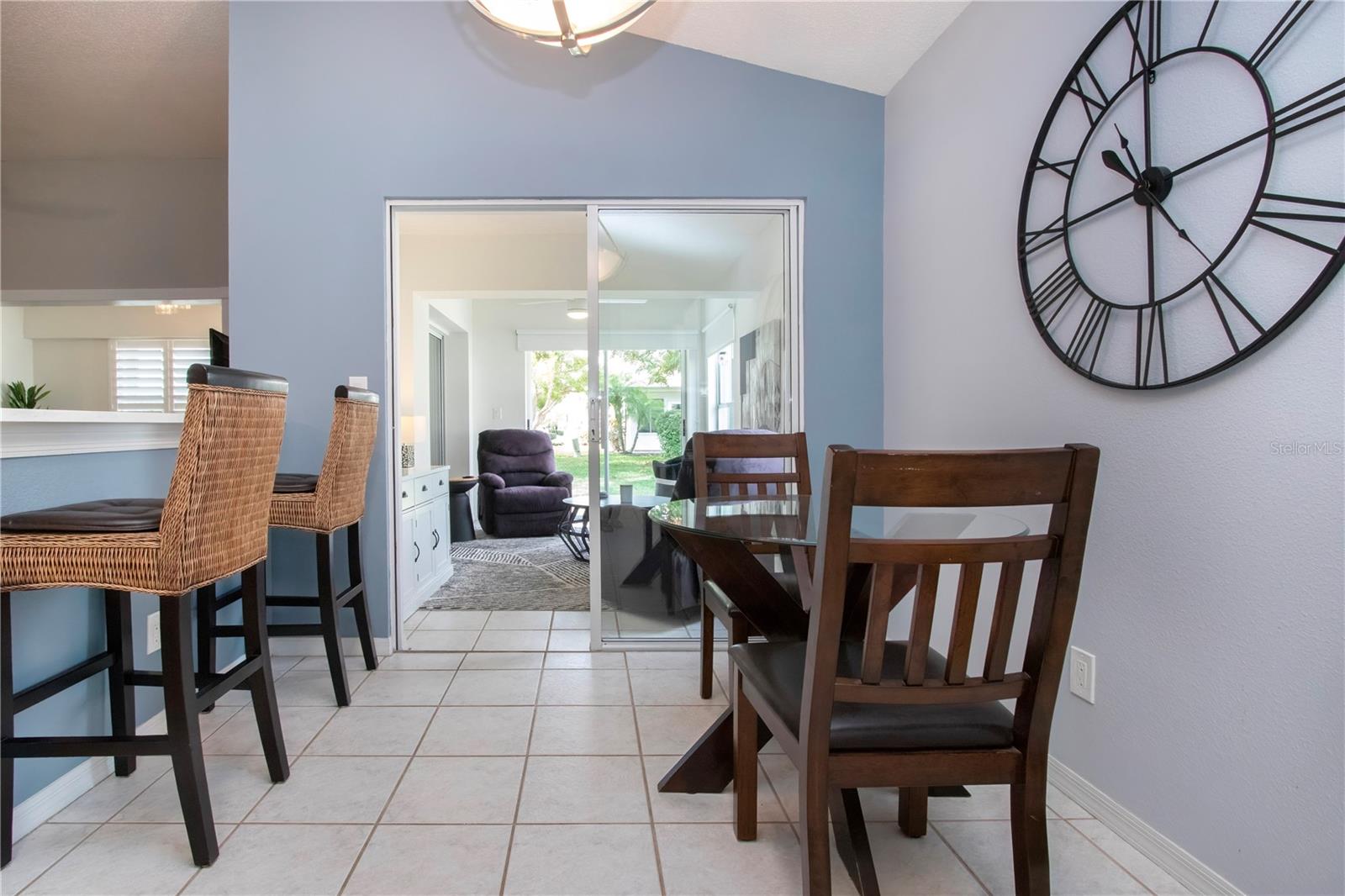 SOUTHAMPTON I CONDO - Residential