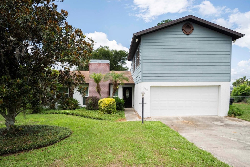 Photo of 7316 Highland Grove Drive, Lakeland, FL 33810 (MLS # L4963647)