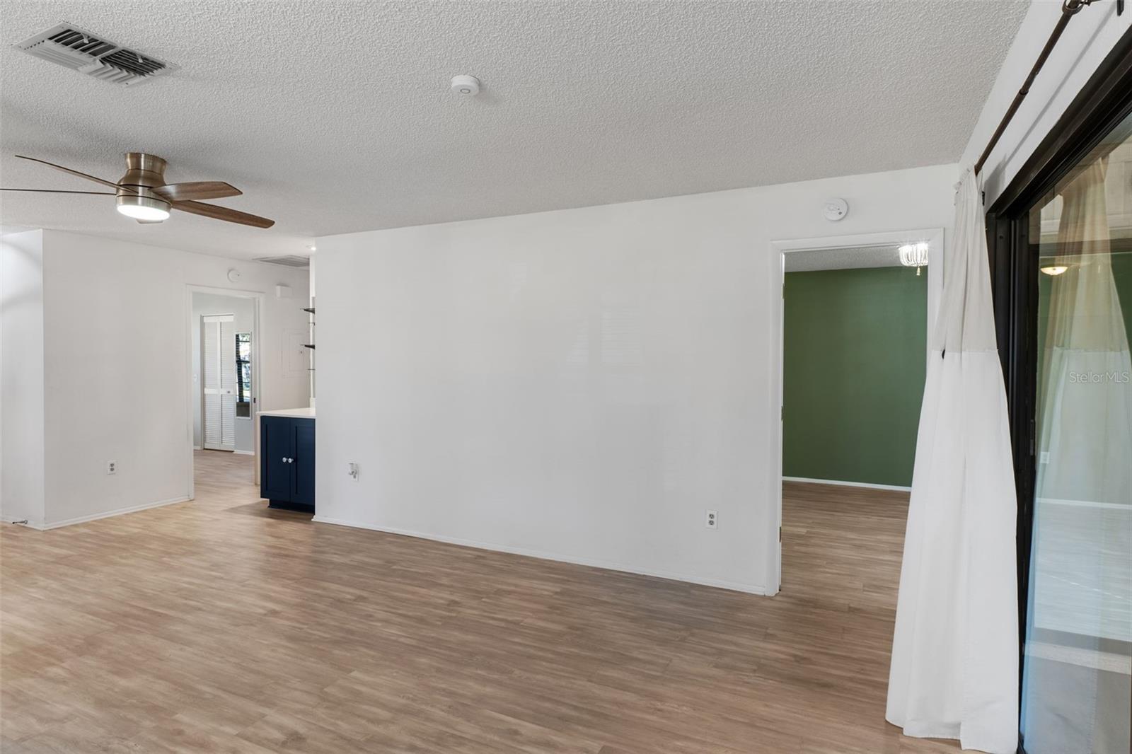 TMBR PINES PN GR VL - Residential