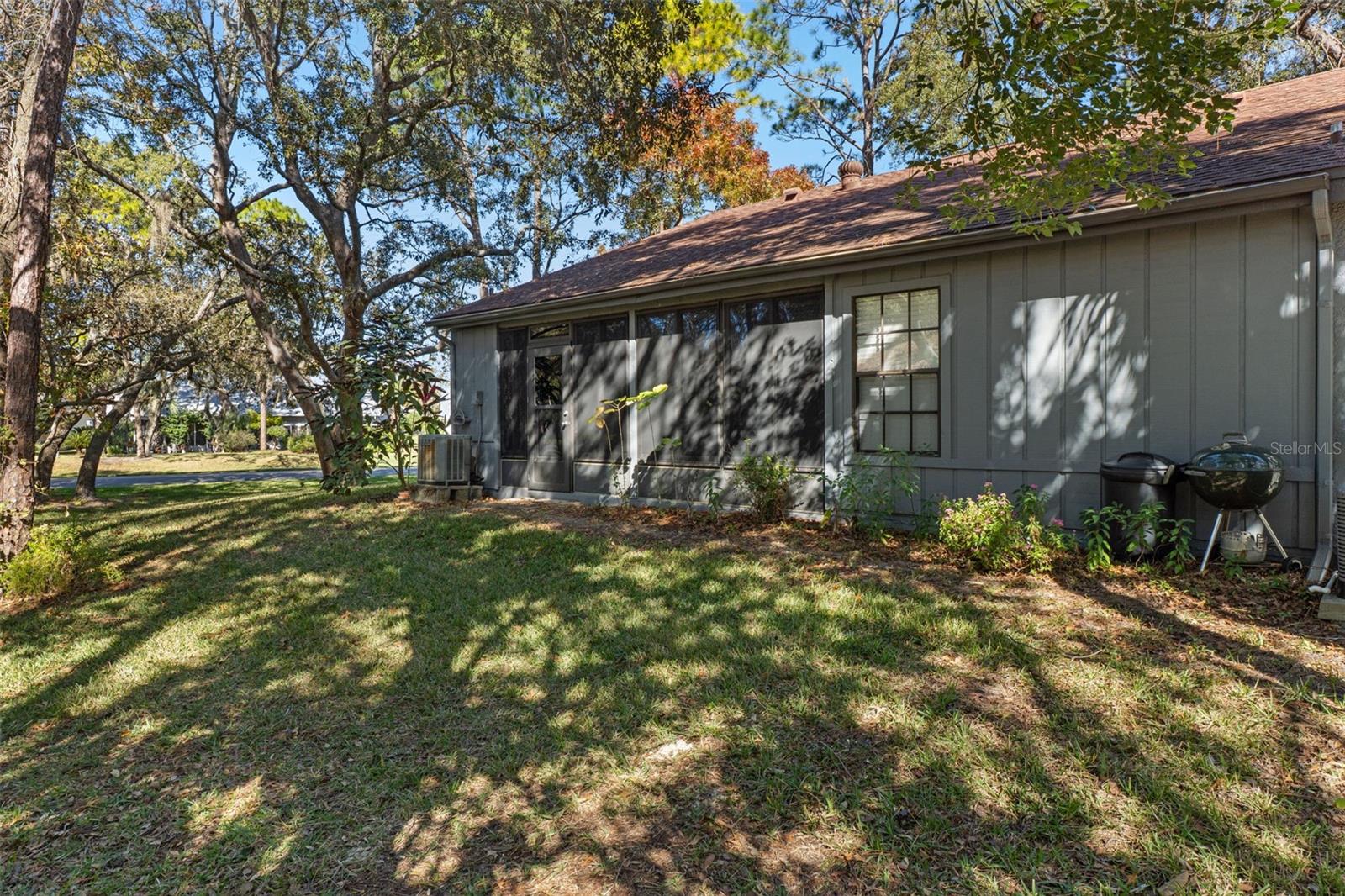 TMBR PINES PN GR VL - Residential