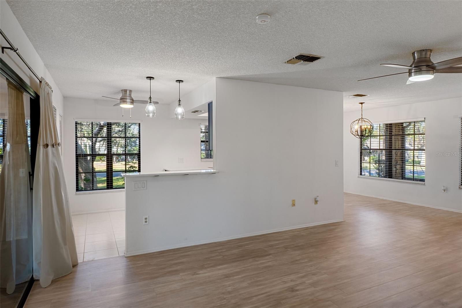 TMBR PINES PN GR VL - Residential