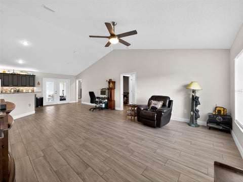 854 Fisher Road, Ocklawaha, FL 32179