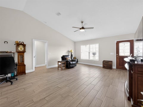 854 Fisher Road, Ocklawaha, FL 32179