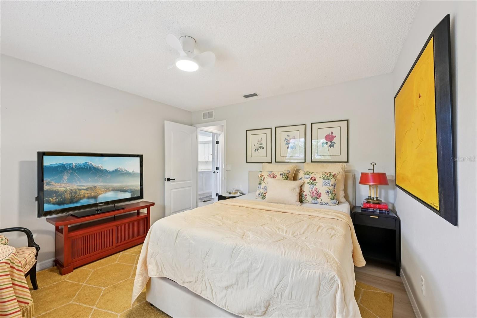 SOUTHFIELD - Residential