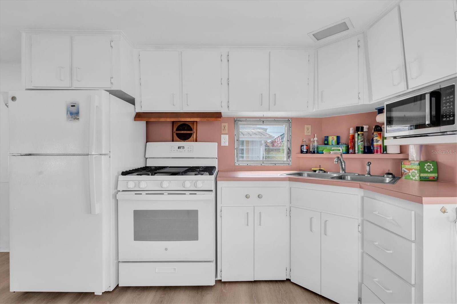 EAGLES NEST MOBILE HOME PARK UNREC - Residential