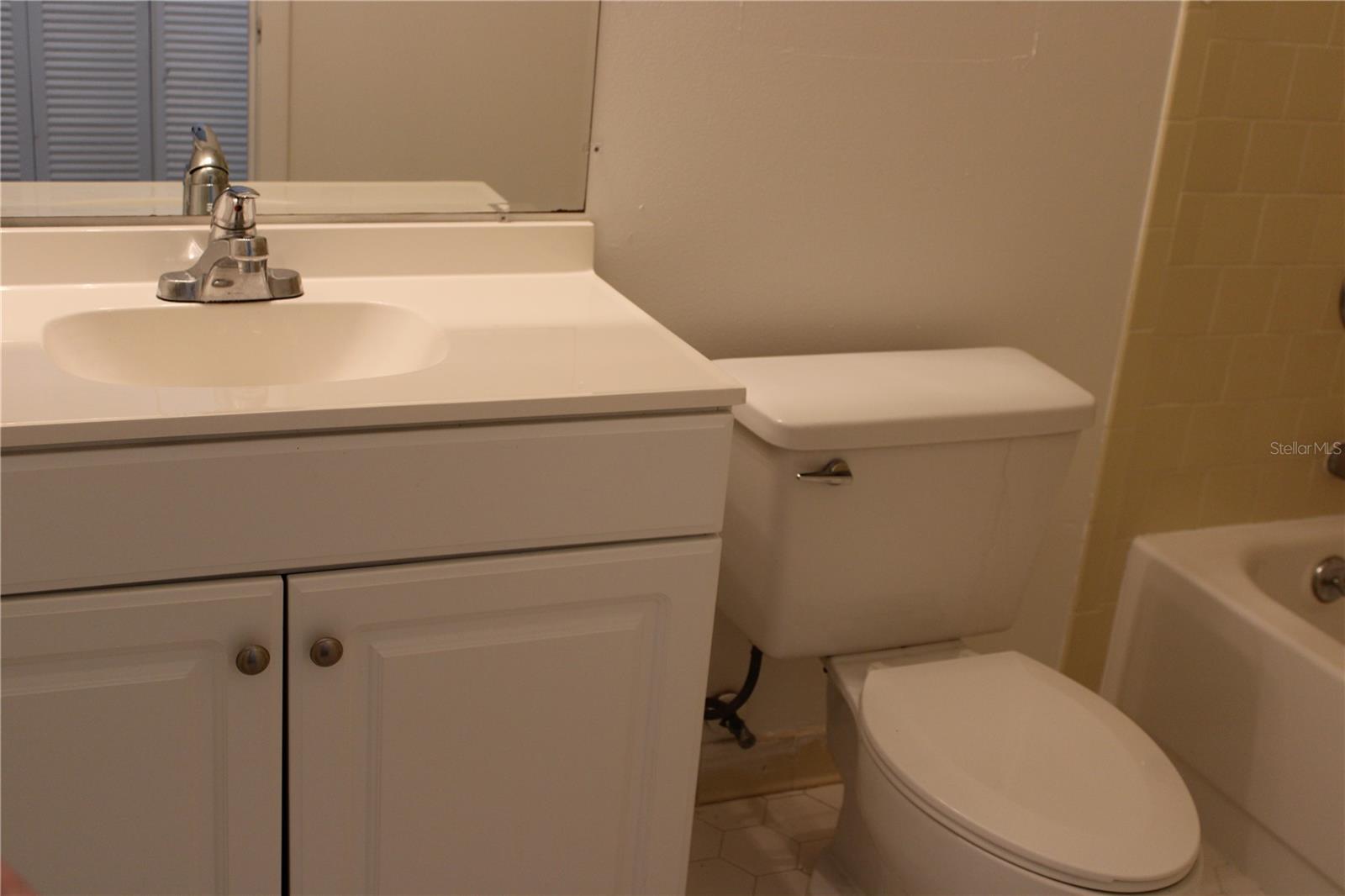 LAKE WALES VILLAGE CONDO - Residential