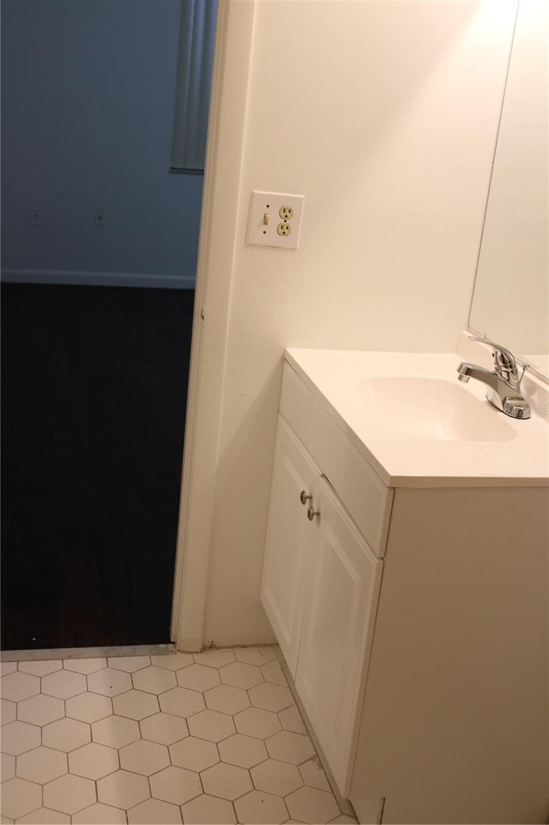 LAKE WALES VILLAGE CONDO - Residential