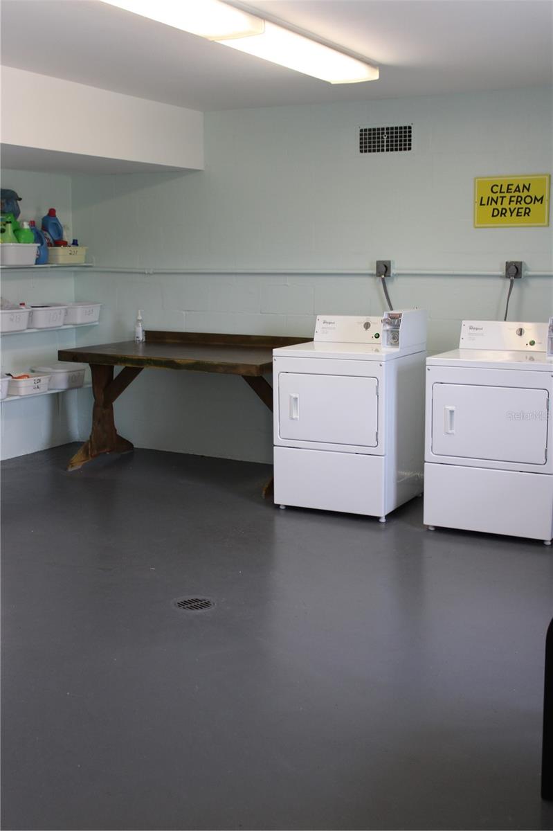 LAKE WALES VILLAGE CONDO - Residential