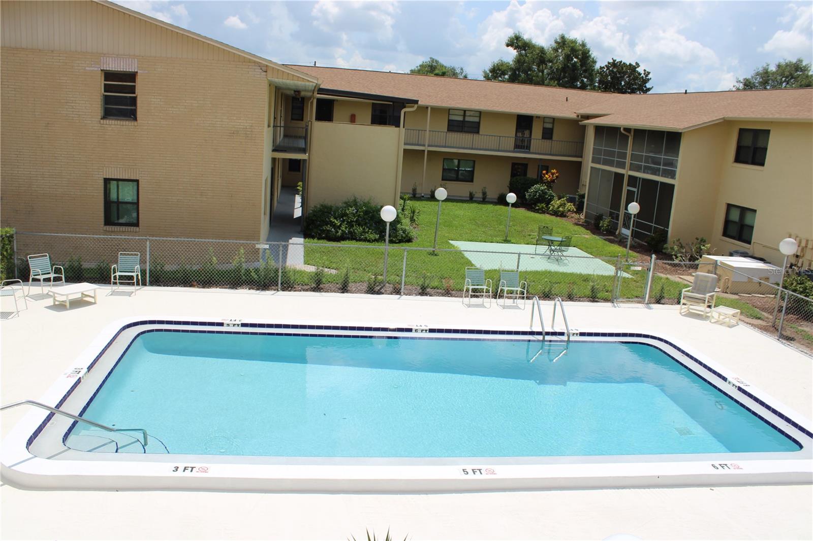 LAKE WALES VILLAGE CONDO - Residential