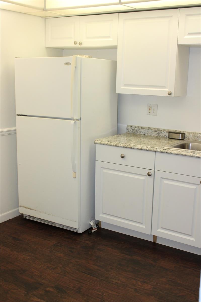 LAKE WALES VILLAGE CONDO - Residential