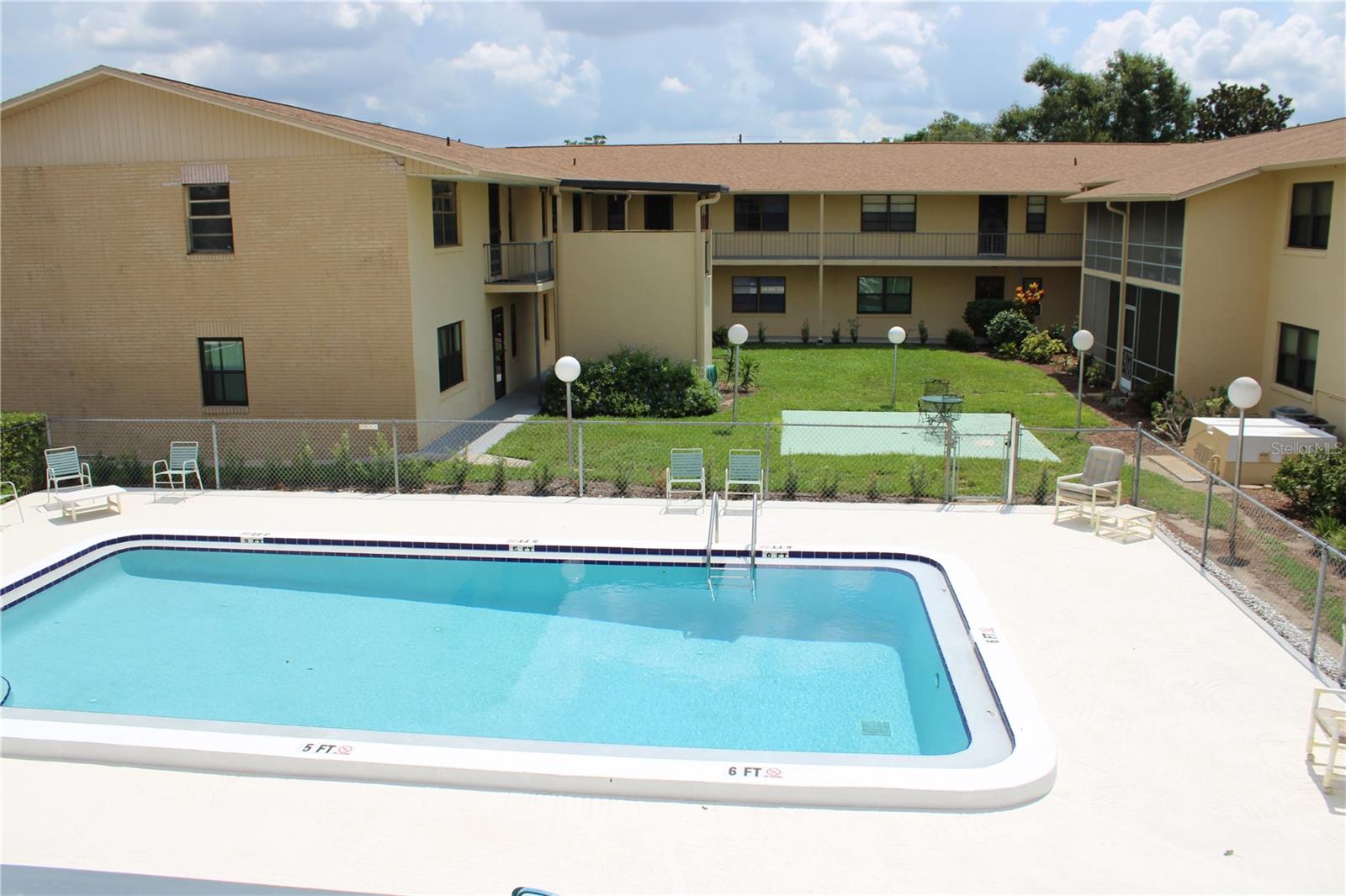 LAKE WALES VILLAGE CONDO - Residential