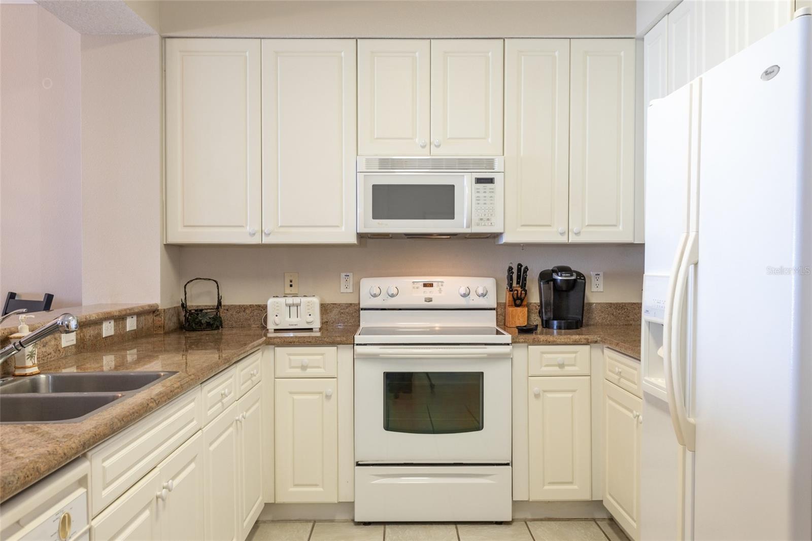 SURF CLUB 03 CONDO - Residential Lease