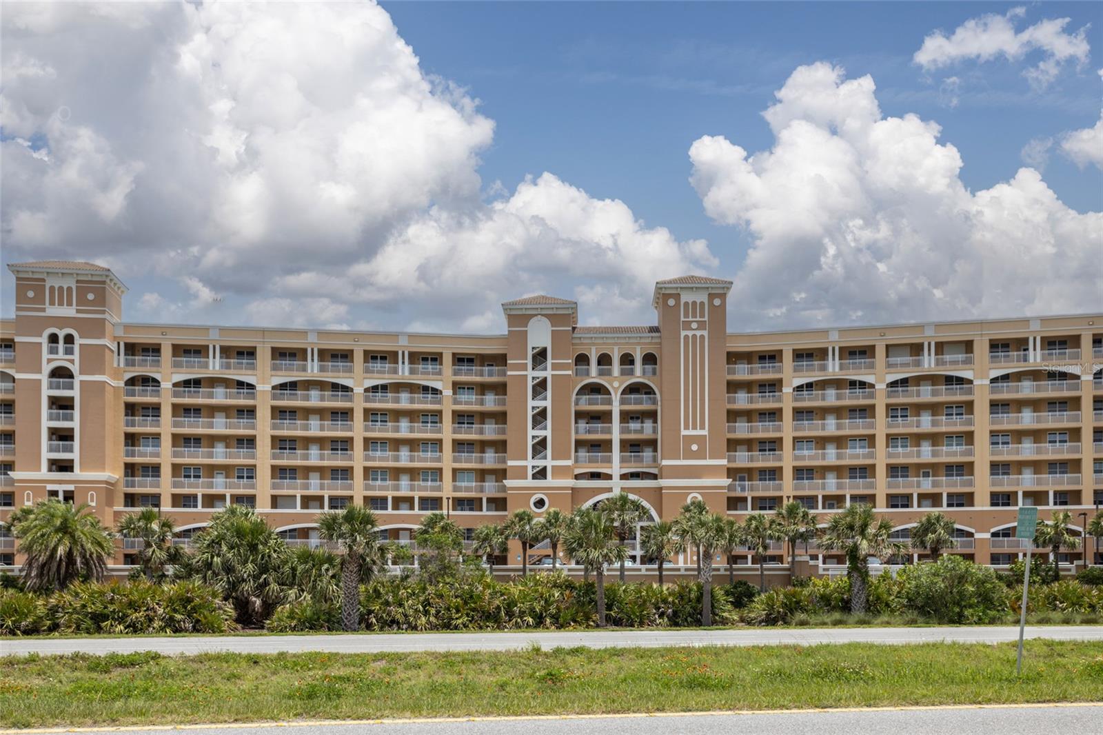 SURF CLUB 03 CONDO - Residential Lease