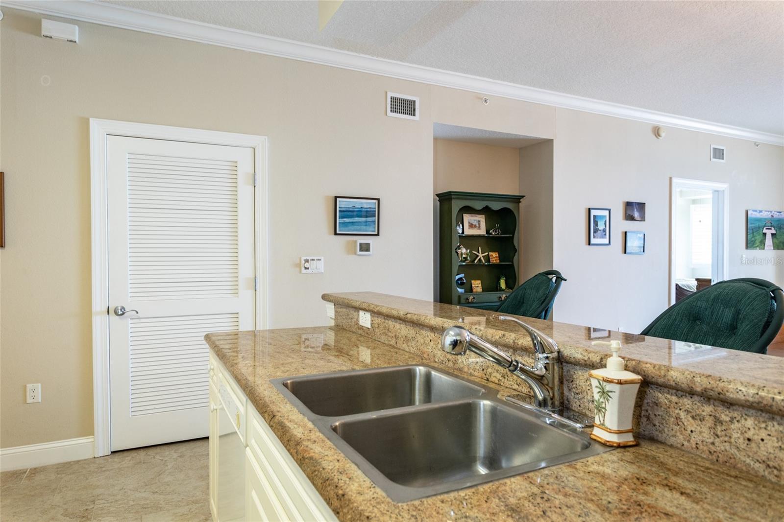 SURF CLUB 03 CONDO - Residential Lease