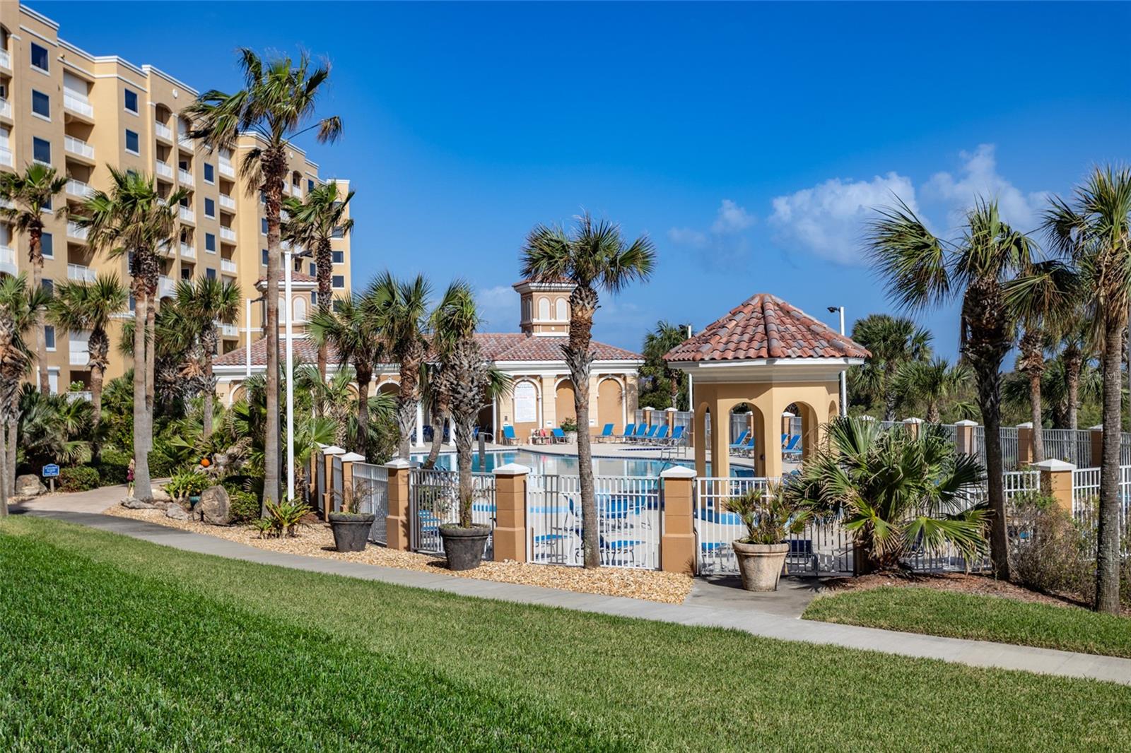 SURF CLUB 03 CONDO - Residential Lease