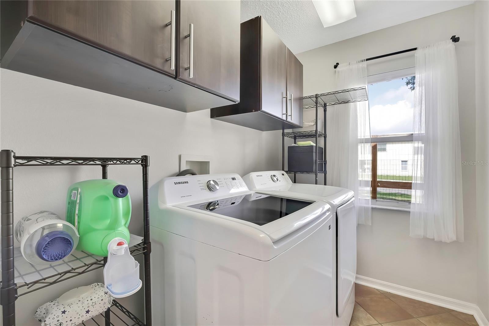 AMBER WOODS PH III - Residential